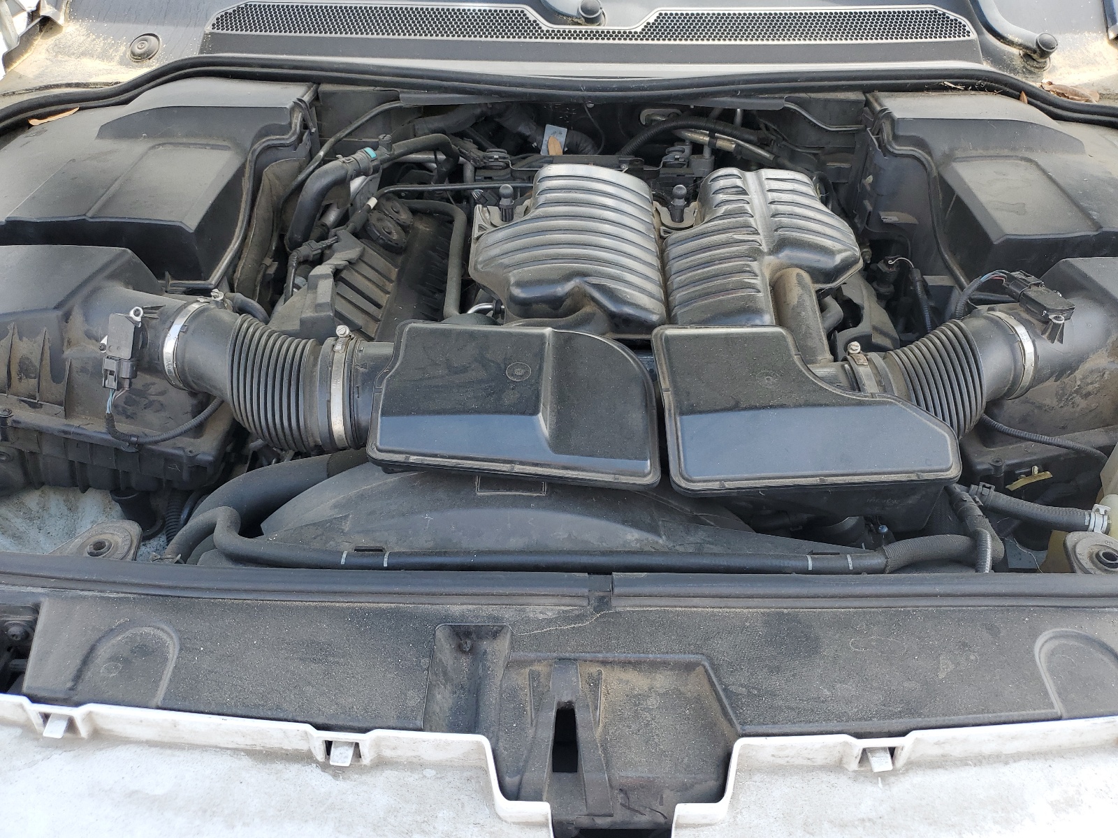 SALAG2D4XBA561742 2011 Land Rover Lr4 Hse