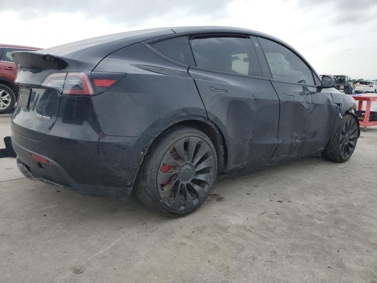 7SAYGDEF6PF748253 Tesla Model Y  3