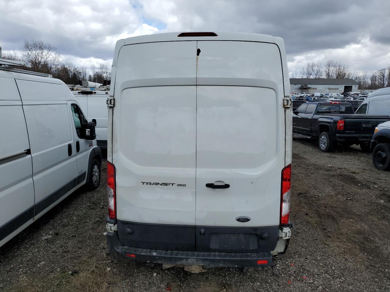 1FTSW3XM1FKA68290 2015 Ford Transit T-350