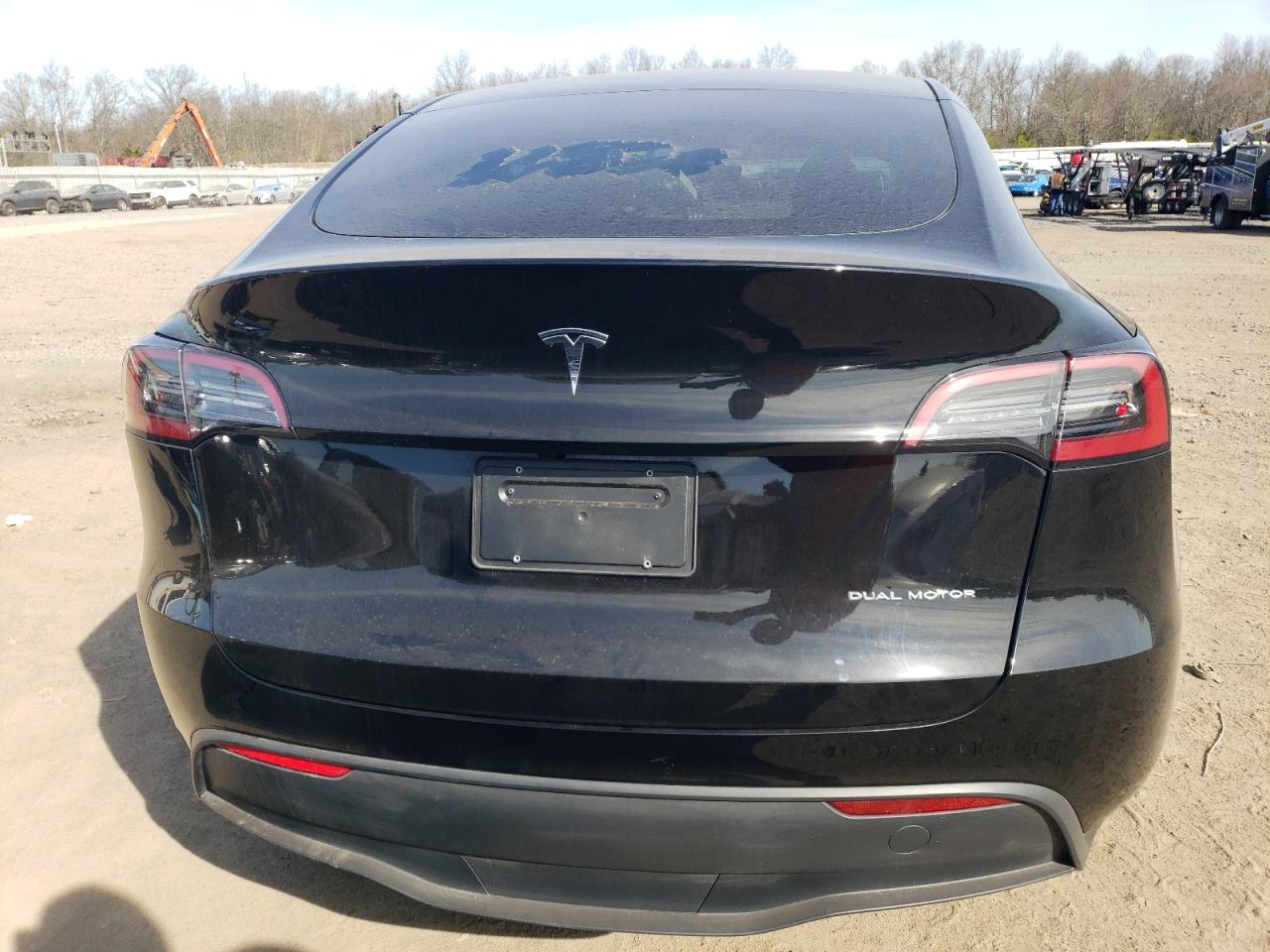 2023 Tesla Model Y VIN: 7SAYGDEE2PF750430 Lot: 49535604