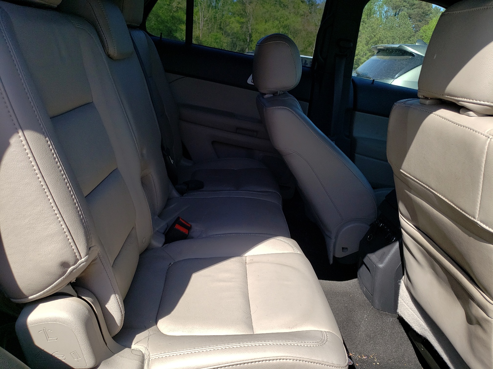 1FMHK8D88CGA19060 2012 Ford Explorer Xlt