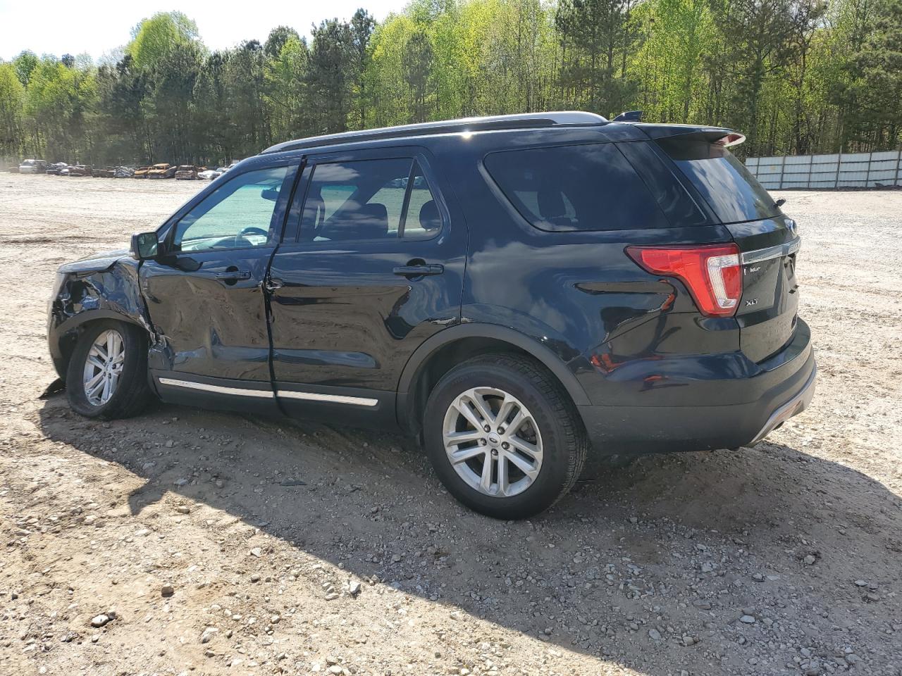 1FM5K7DHXHGB86900 2017 FORD EXPLORER - Image 2