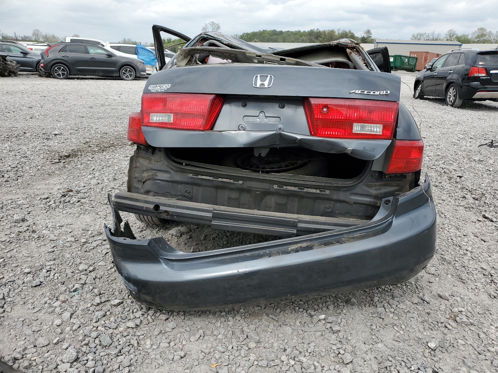 1HGCM56425A076119 2005 Honda Accord Lx