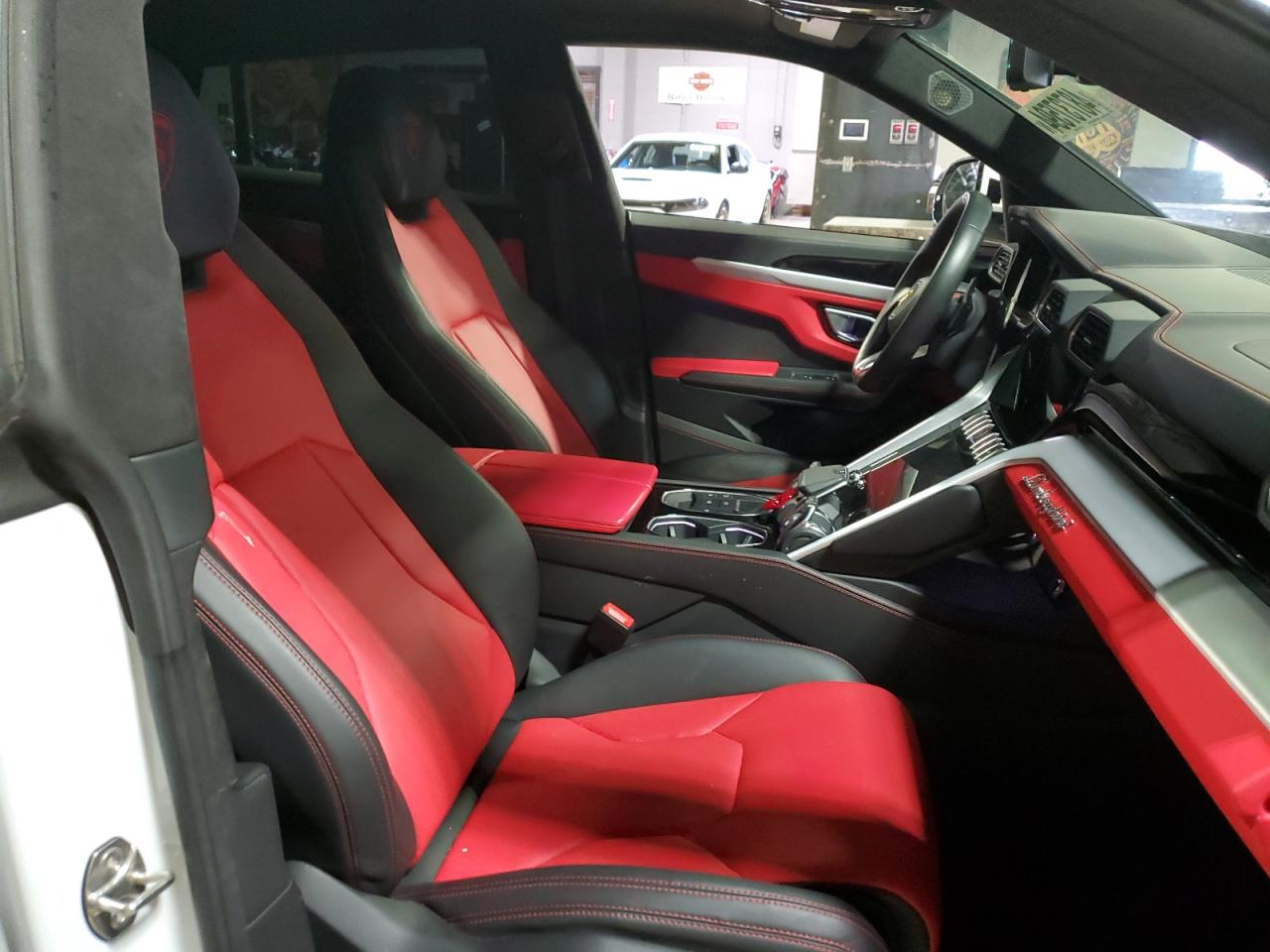 ZPBUA1ZL1MLA15024 2021 Lamborghini Urus