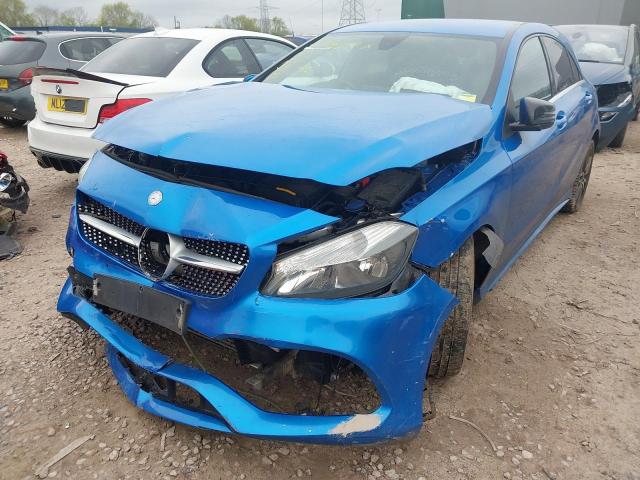 2017 MERCEDES BENZ A 180 D AM