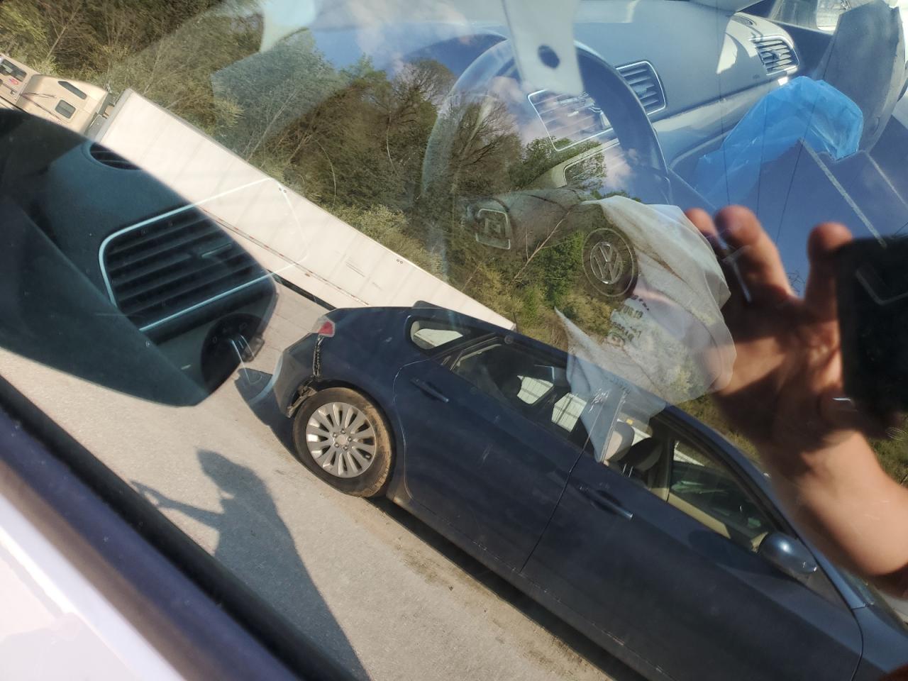 2015 Volkswagen Passat S VIN: 1VWAT7A33FC048352 Lot: 50913294