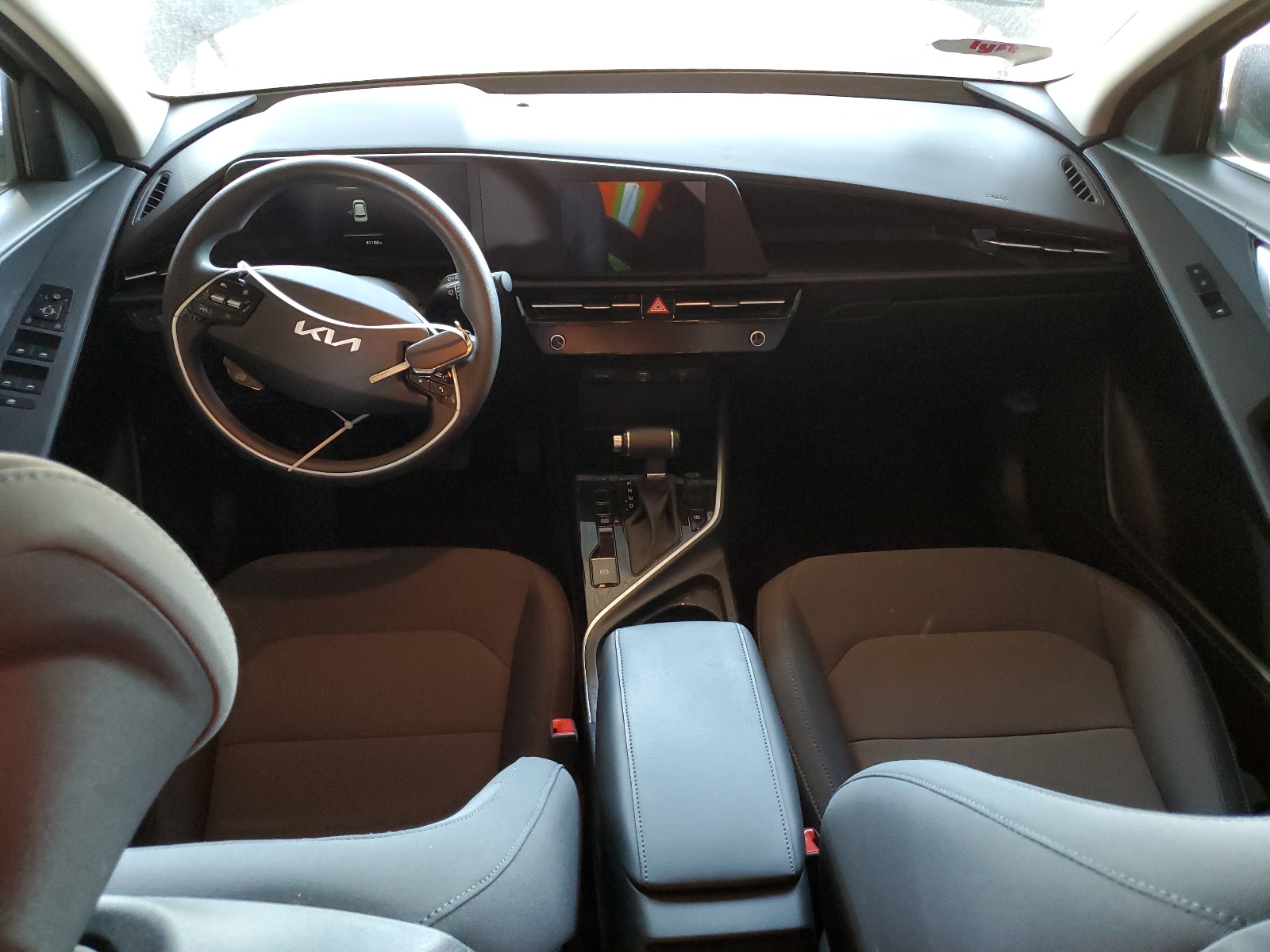 KNDCP3LE3P5086841 2023 Kia Niro Lx