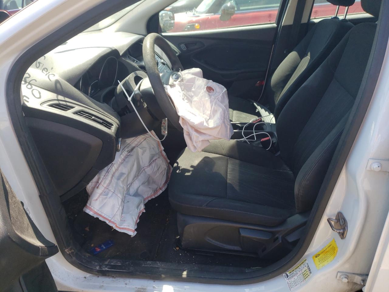 2018 Ford Focus S VIN: 1FADP3E27JL293314 Lot: 52233094