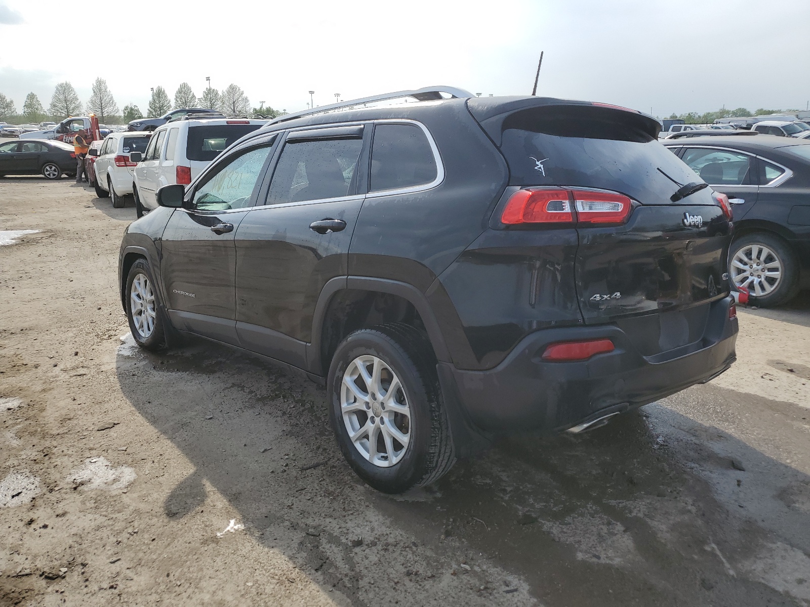 2016 Jeep Cherokee Latitude vin: 1C4PJMCS2GW334697