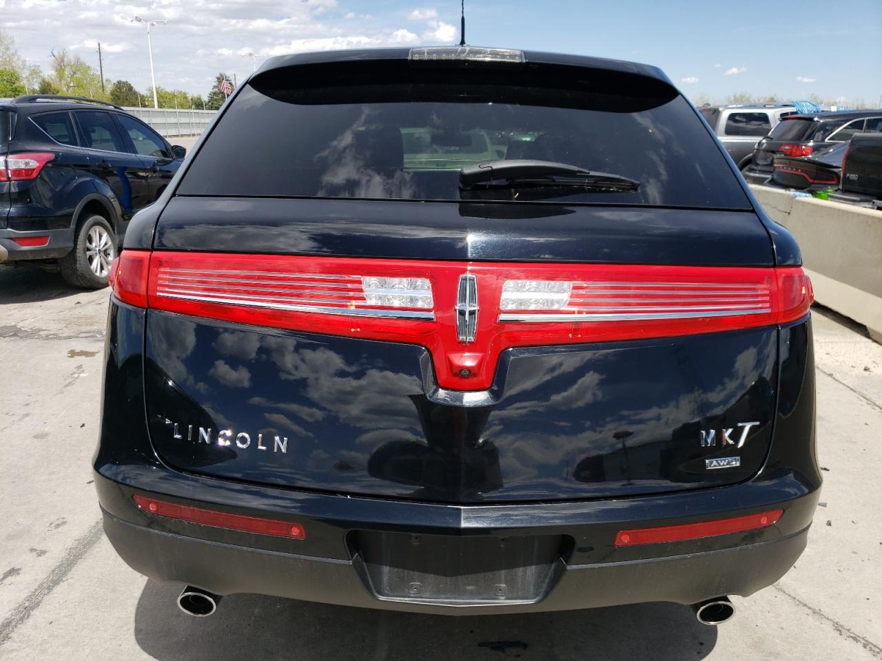 2LMHJ5NK5JBL02455 2018 Lincoln Mkt