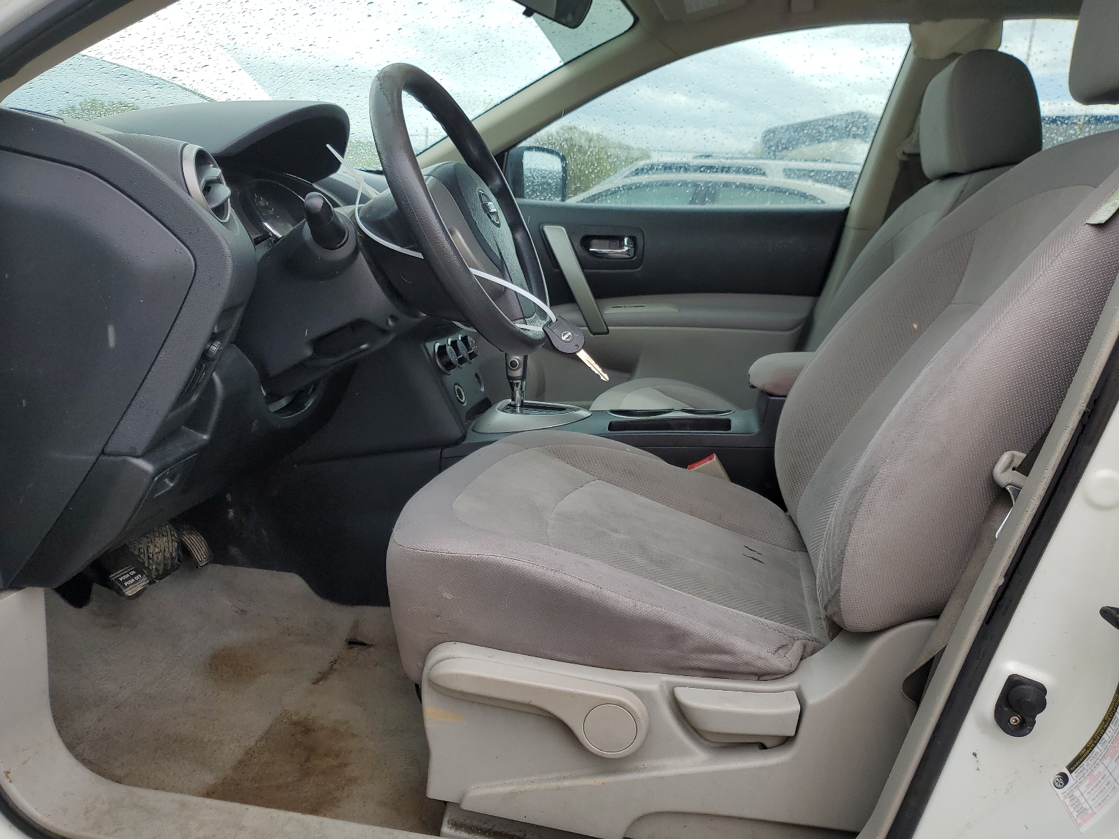 JN8AS5MT5BW159990 2011 Nissan Rogue S