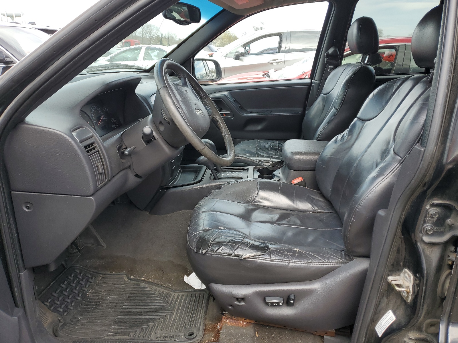 1J4GW48S31C647853 2001 Jeep Grand Cherokee Laredo