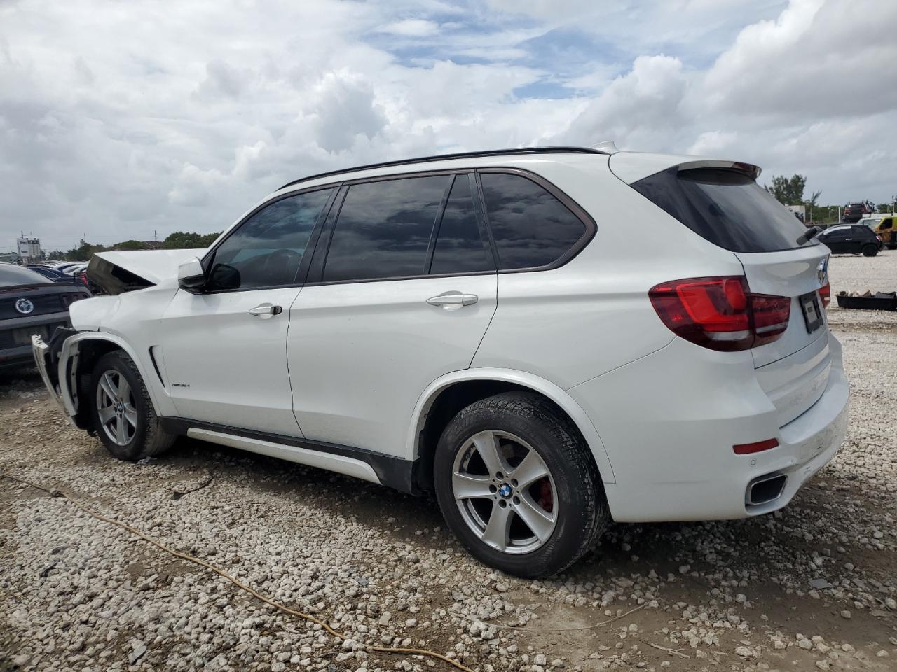 2015 BMW X5 - Image 2