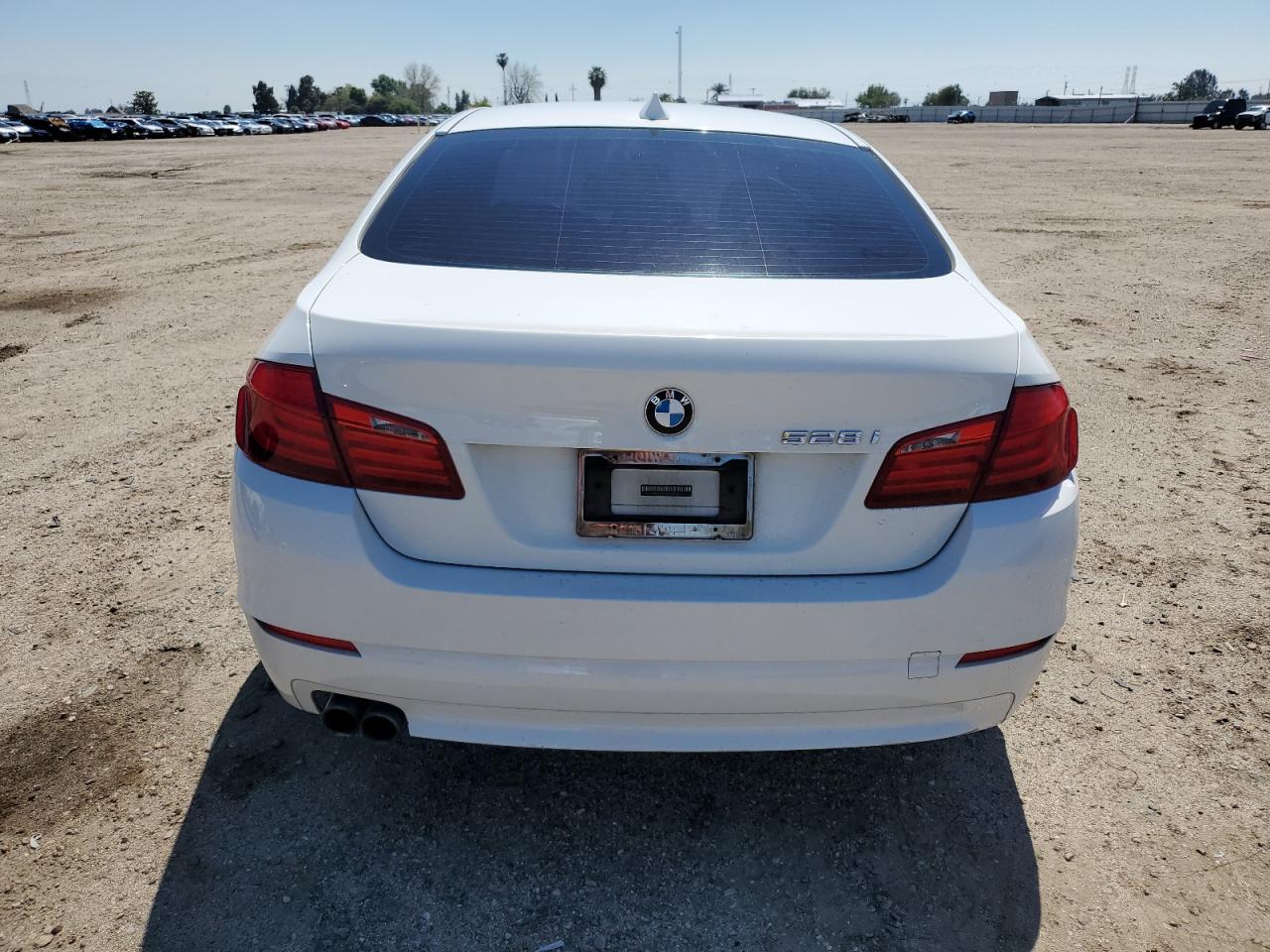 2011 BMW 528 I VIN: WBAFR1C53BC672405 Lot: 51293244