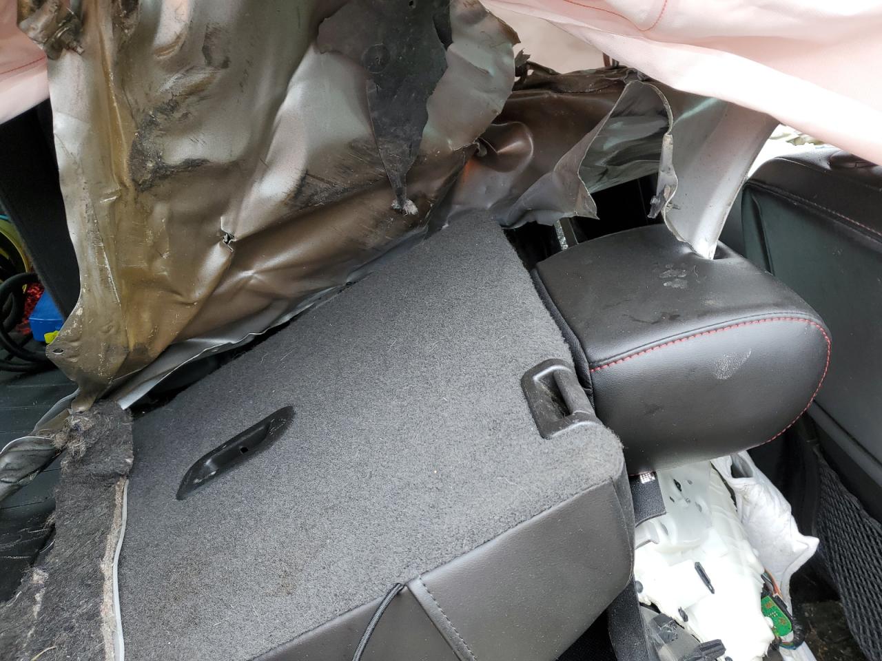 2011 Chevrolet Equinox - Image 13