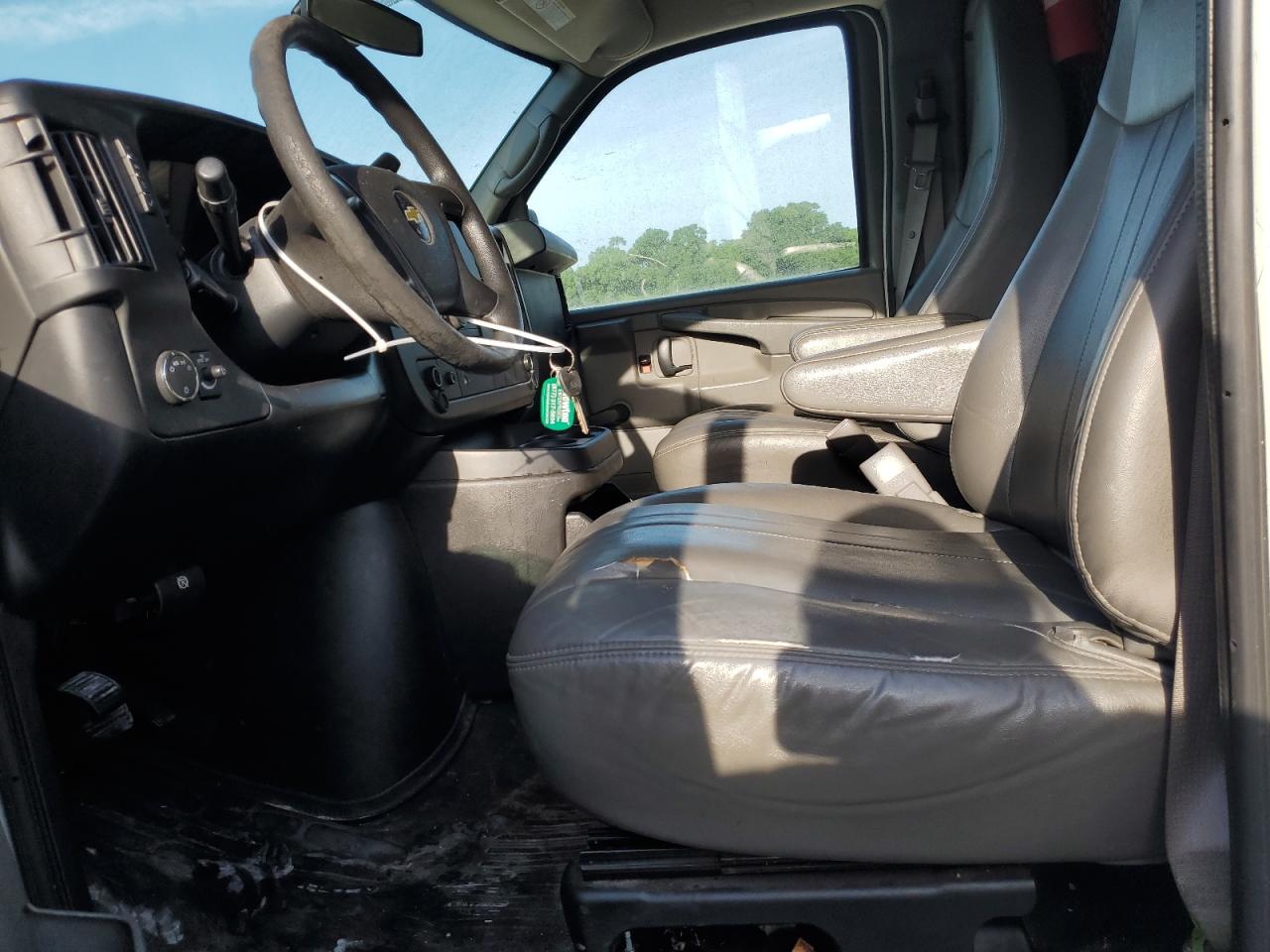 2011 Chevrolet Express G2500 VIN: 1GCWGFFA3B1118095 Lot: 49856084