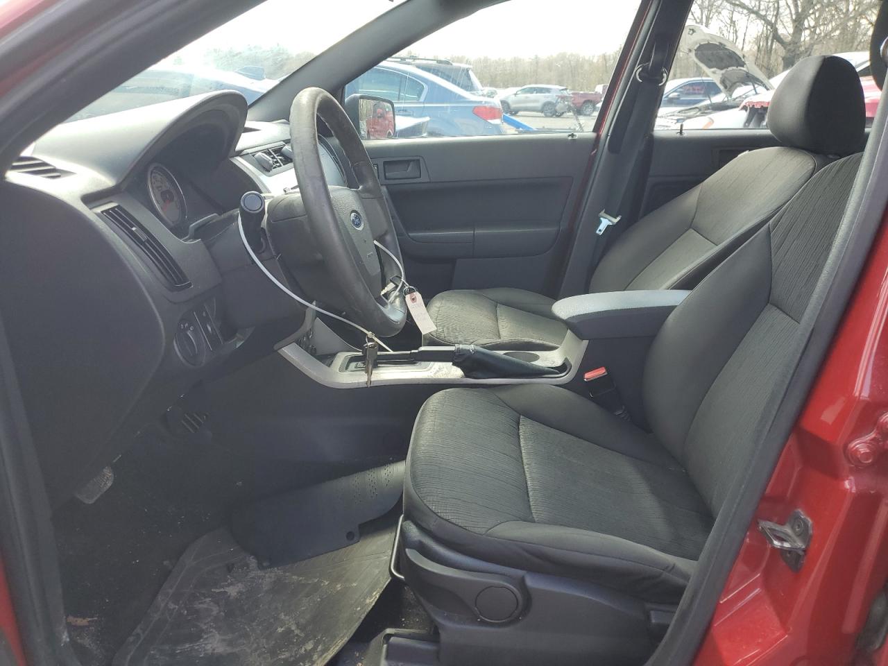 1FAHP3FN7AW163980 2010 Ford Focus Se