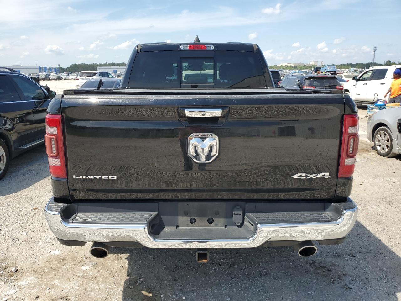 2020 Ram 1500 Limited VIN: 1C6SRFHT8LN208402 Lot: 52458034