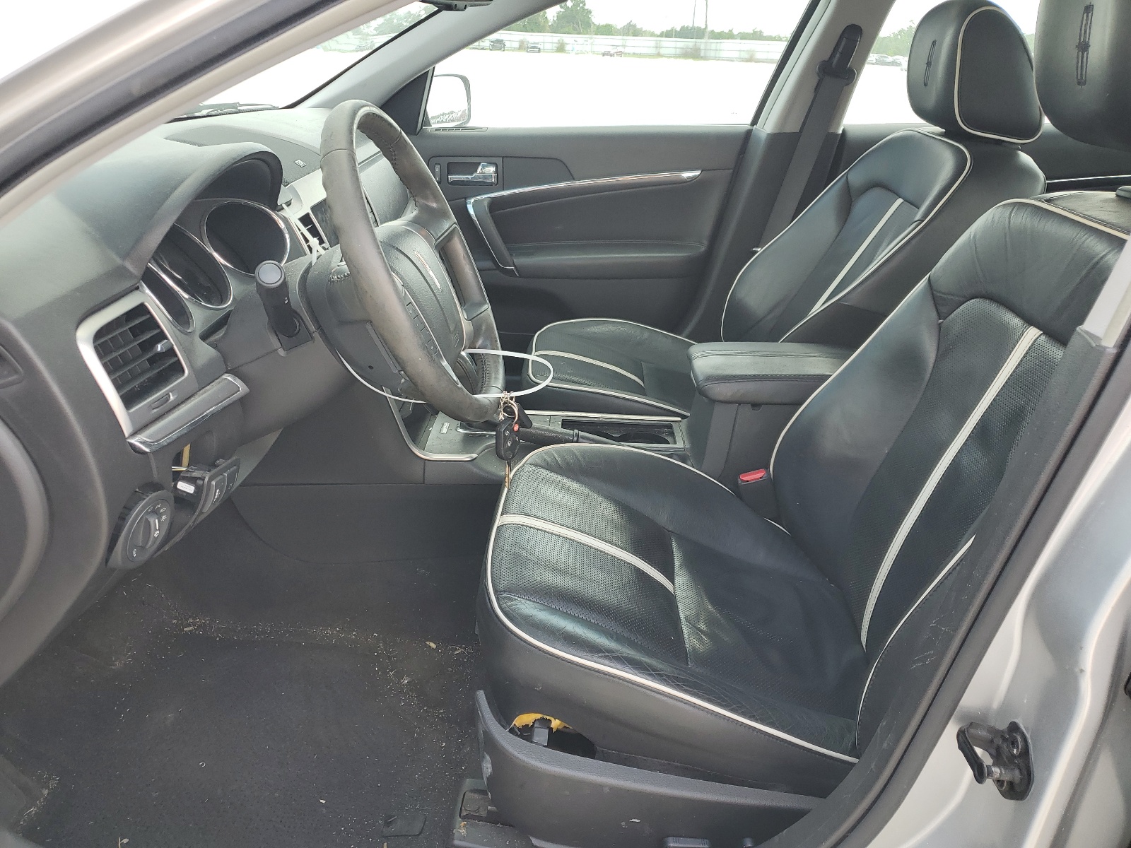 3LNHL2GCXAR605419 2010 Lincoln Mkz