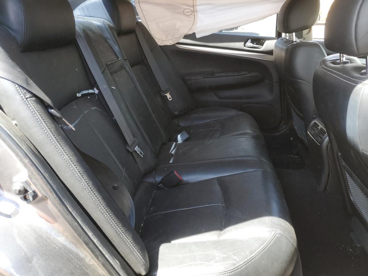2013 Infiniti G - Image 11