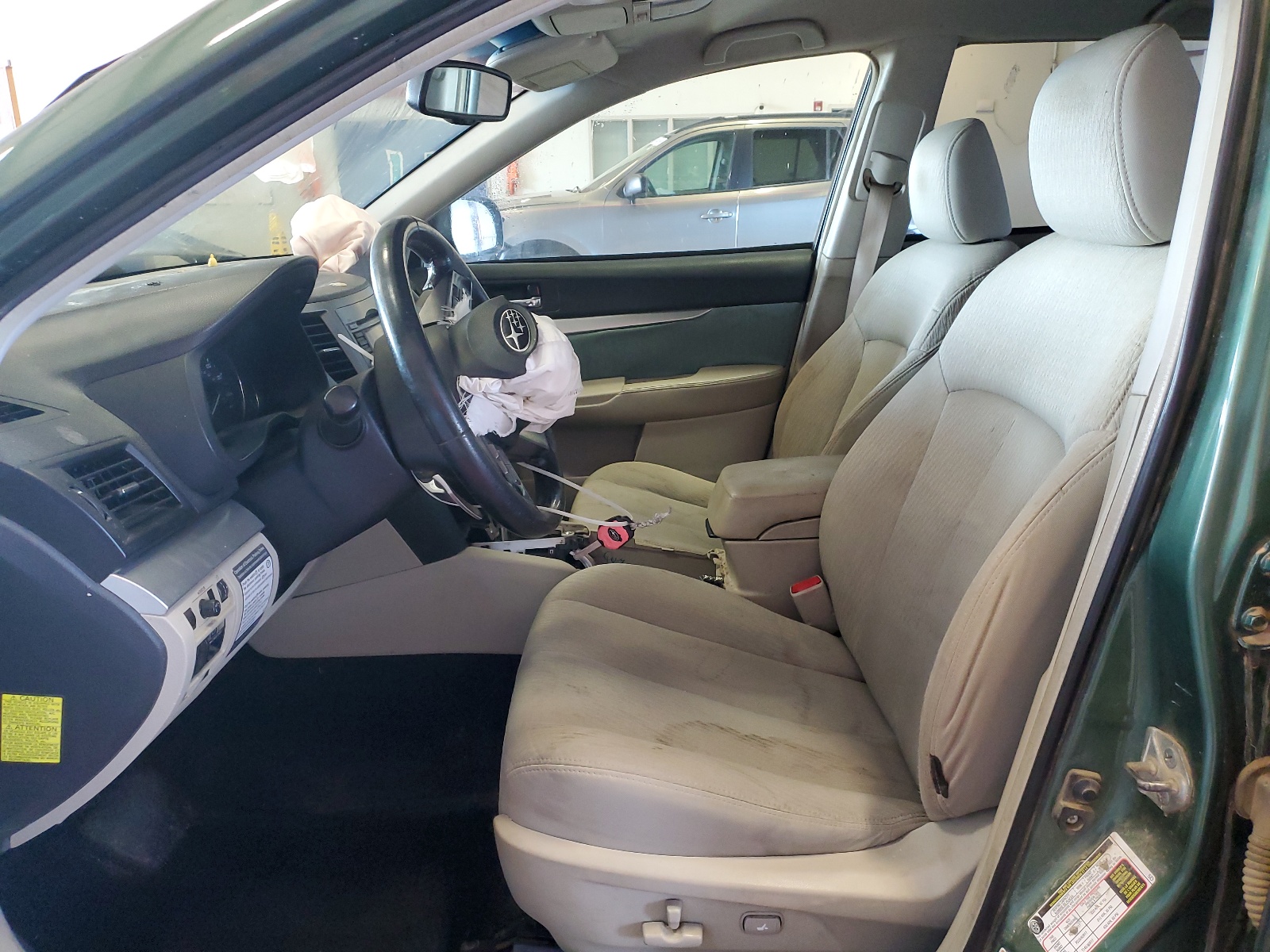 4S4BRBCC7B3318226 2011 Subaru Outback 2.5I Premium