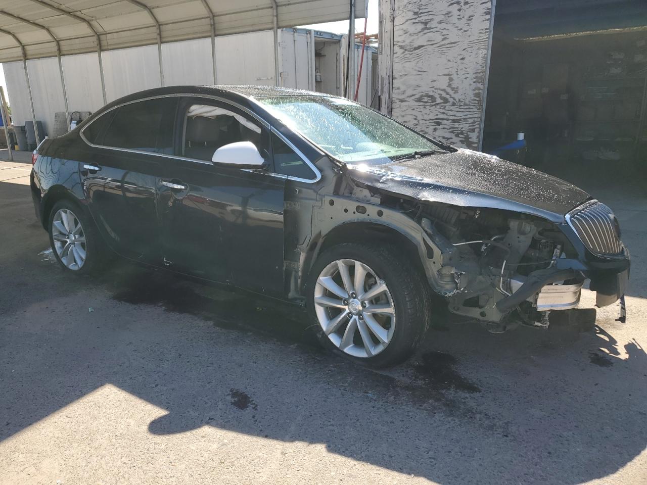 VIN 1G4PR5SK5D4138353 2013 BUICK VERANO no.4