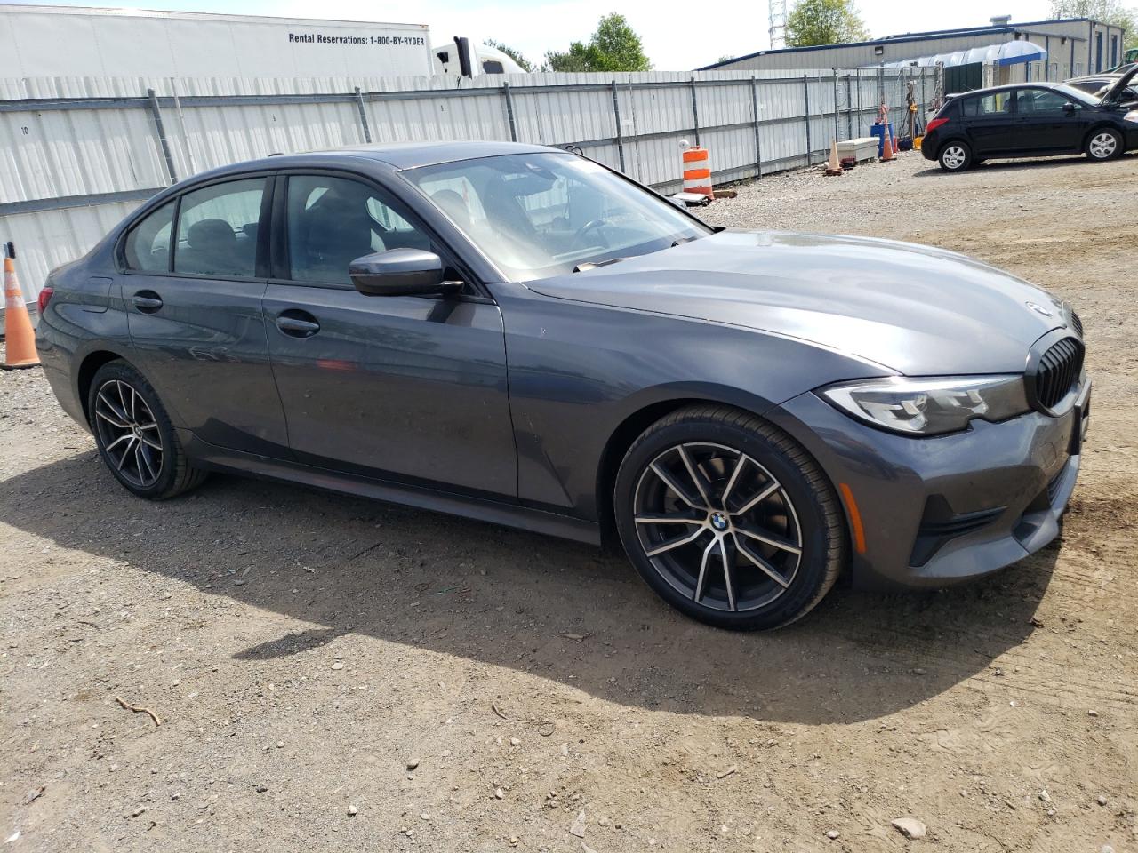 VIN WBA5R7C55KFH09504 2019 BMW 3 SERIES no.4