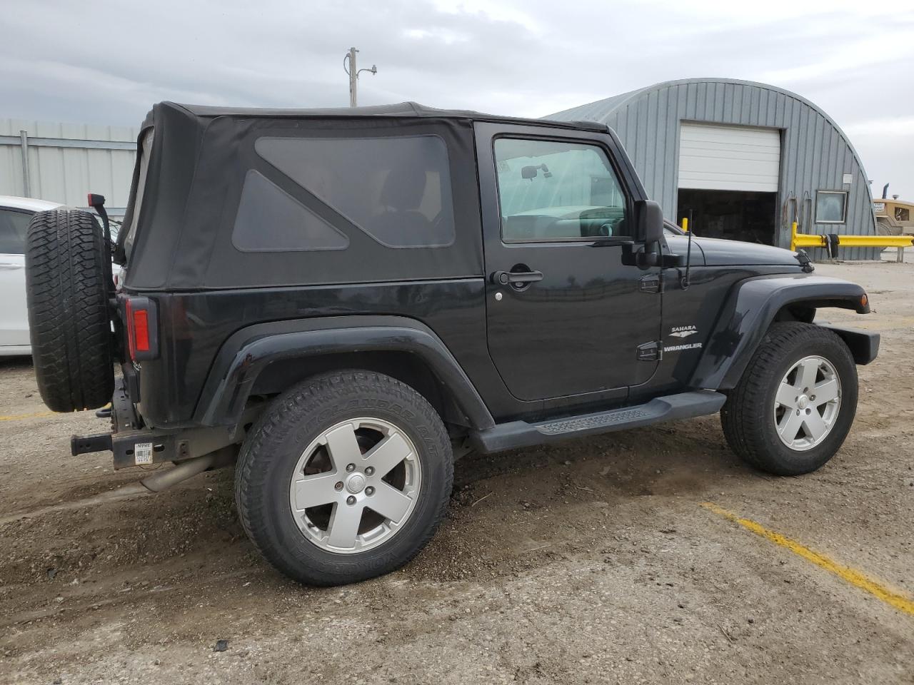 2010 Jeep Wrangler Sahara VIN: 1J4AA5D10AL207550 Lot: 49187124