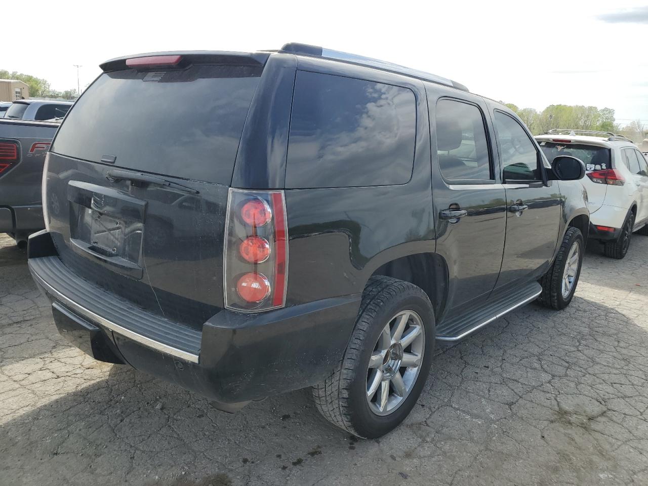 2008 GMC Yukon Denali VIN: 1GKFK63838J131328 Lot: 49921204