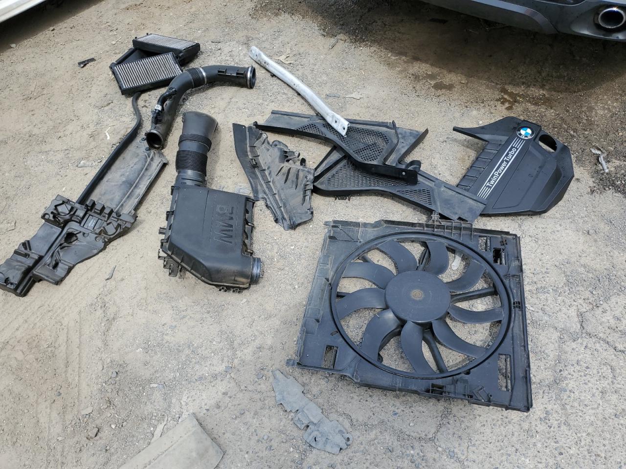 2015 BMW X5 xDrive35I VIN: 5UXKR0C54F0K63640 Lot: 52556194