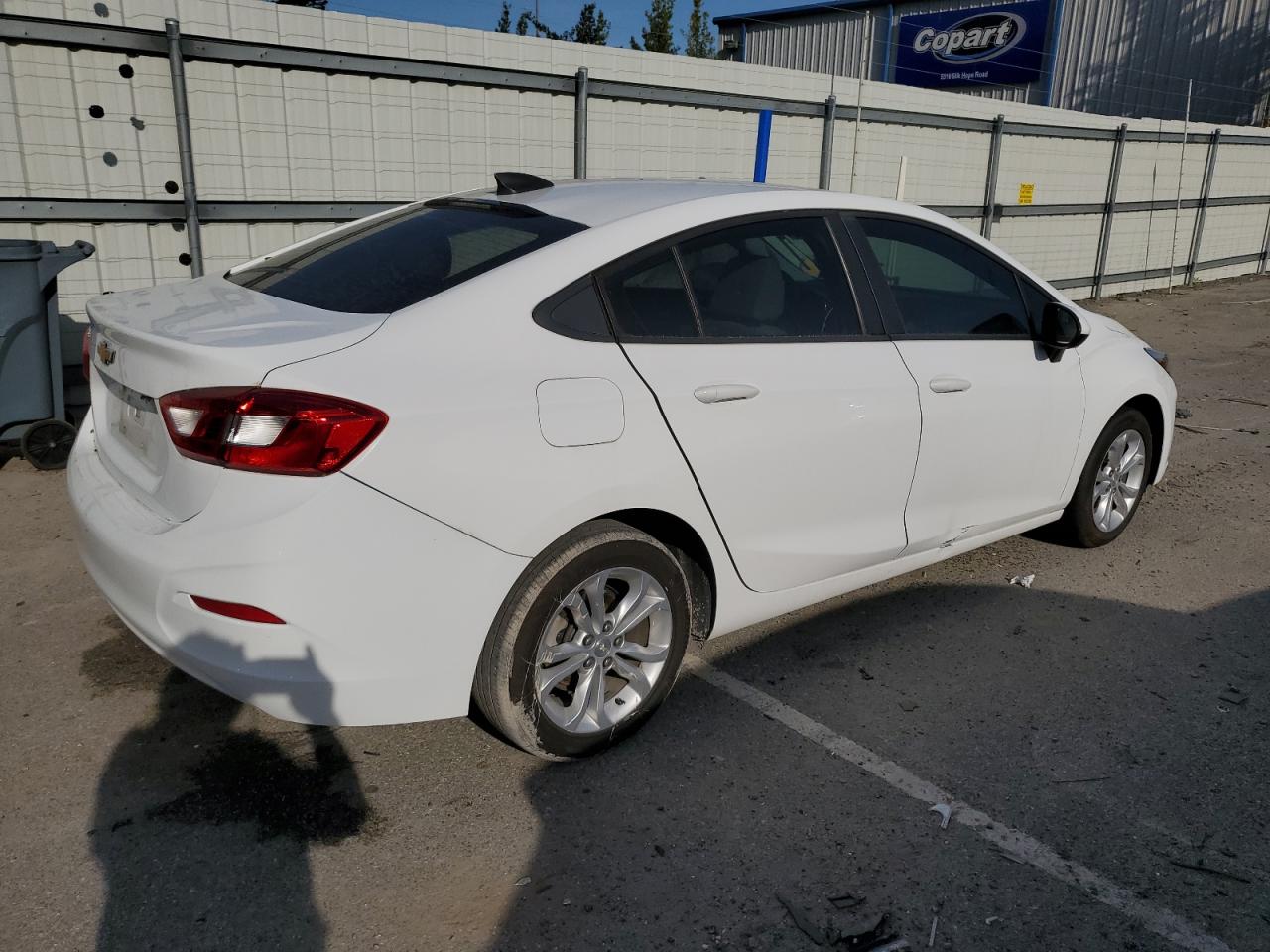 VIN 1G1BC5SM8K7150020 2019 CHEVROLET CRUZE no.3