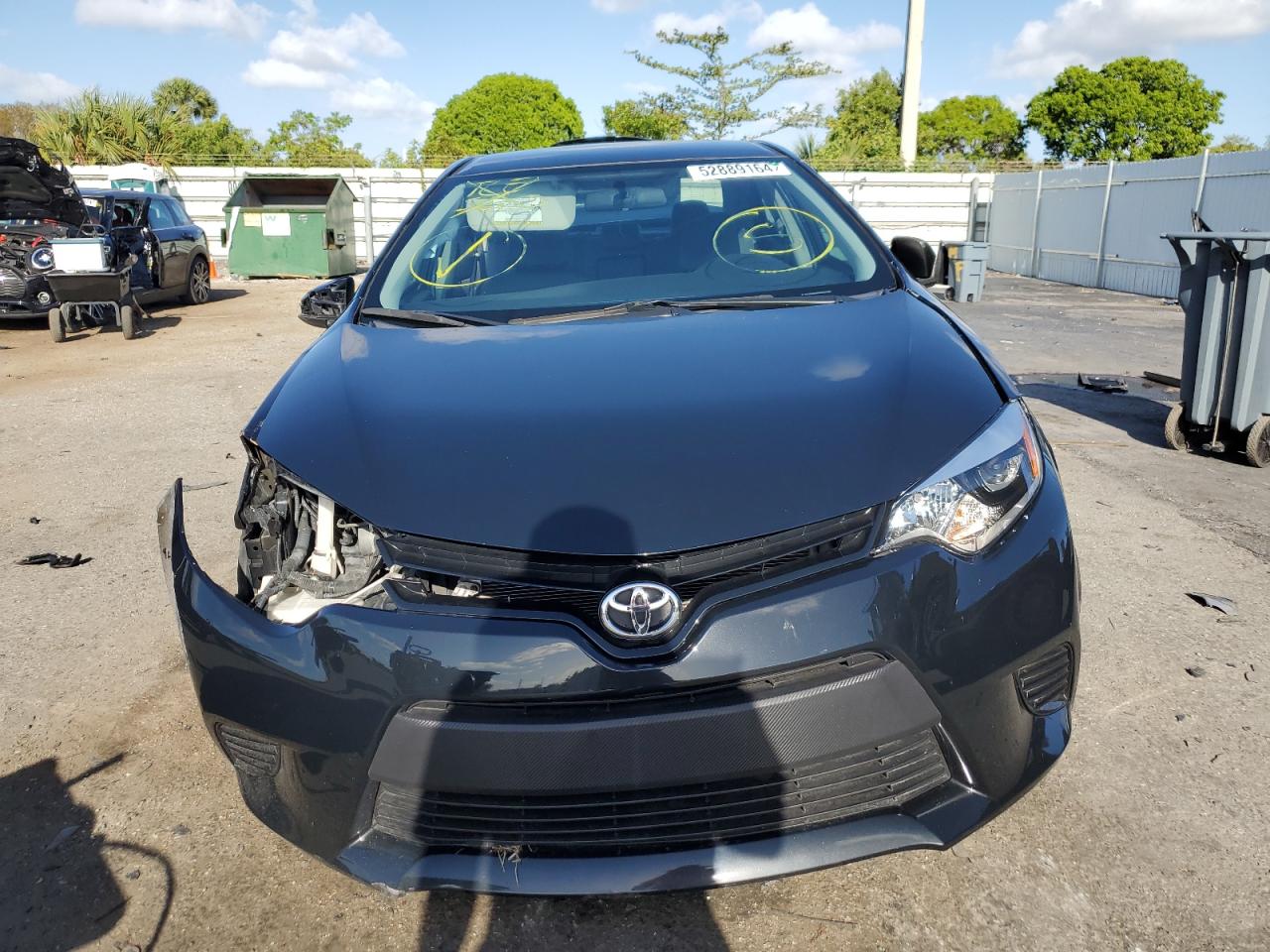 2015 Toyota Corolla L VIN: 5YFBURHEXFP284334 Lot: 52889164