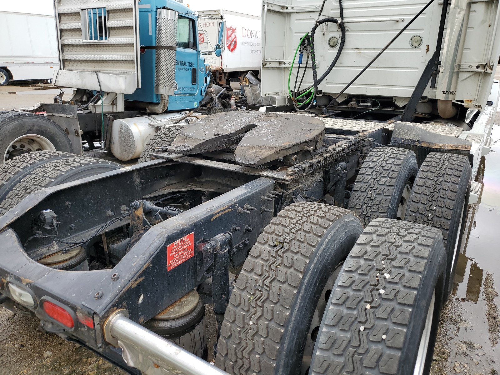 4V4NC9EH0FN912532 2015 Volvo Vn Vnl