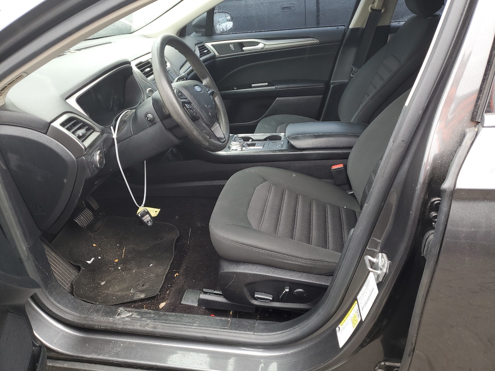 3FA6P0H70HR219145 2017 Ford Fusion Se