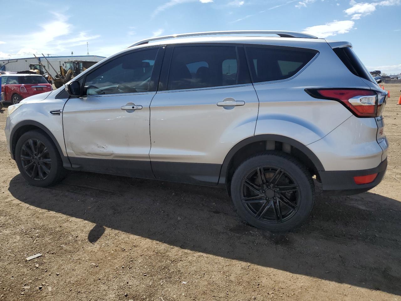 1FMCU9J90HUE17945 2017 FORD ESCAPE - Image 2