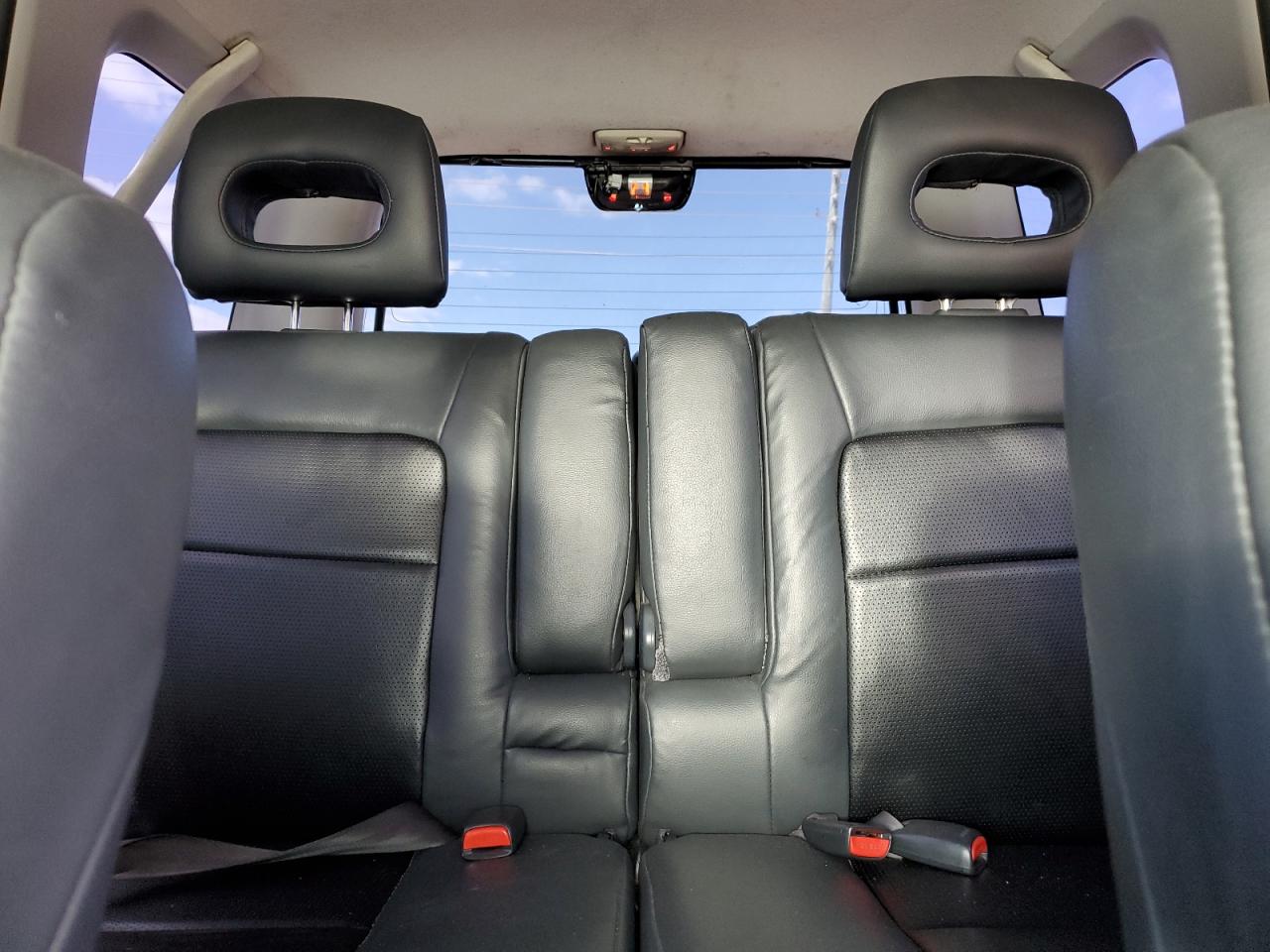 2000 Honda Cr-V Lx VIN: JHLRD2843YC009240 Lot: 61842194