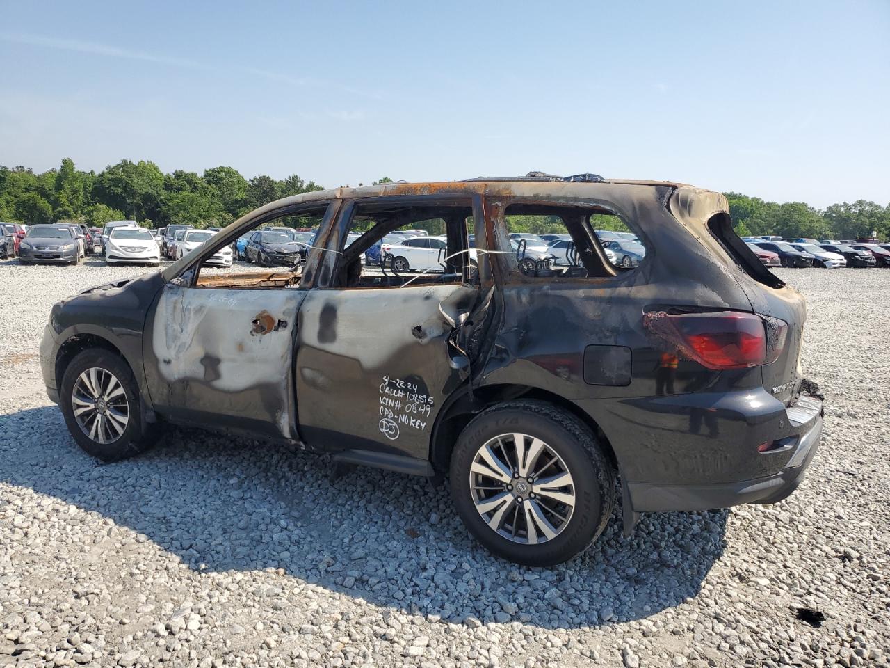 2018 Nissan Pathfinder S VIN: 5N1DR2MMXJC620849 Lot: 52681754