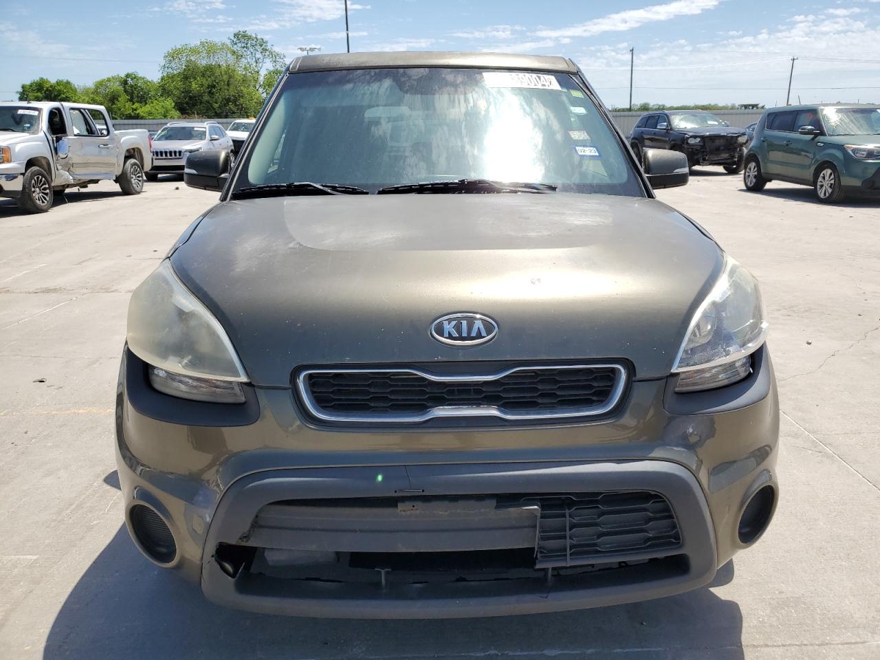 2012 Kia Soul + VIN: KNDJT2A63C7461814 Lot: 50889004