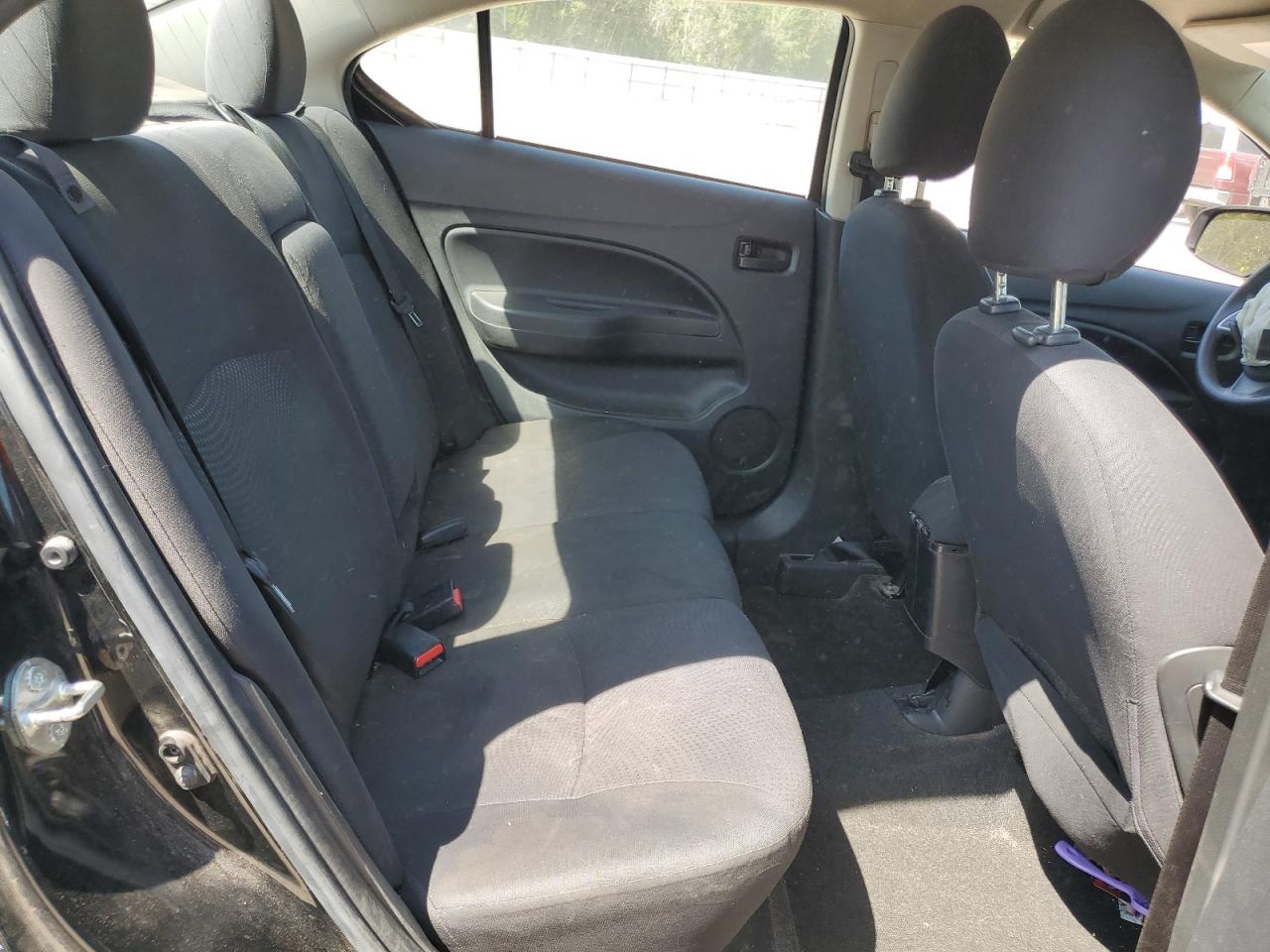 2018 Mitsubishi Mirage - Image 11