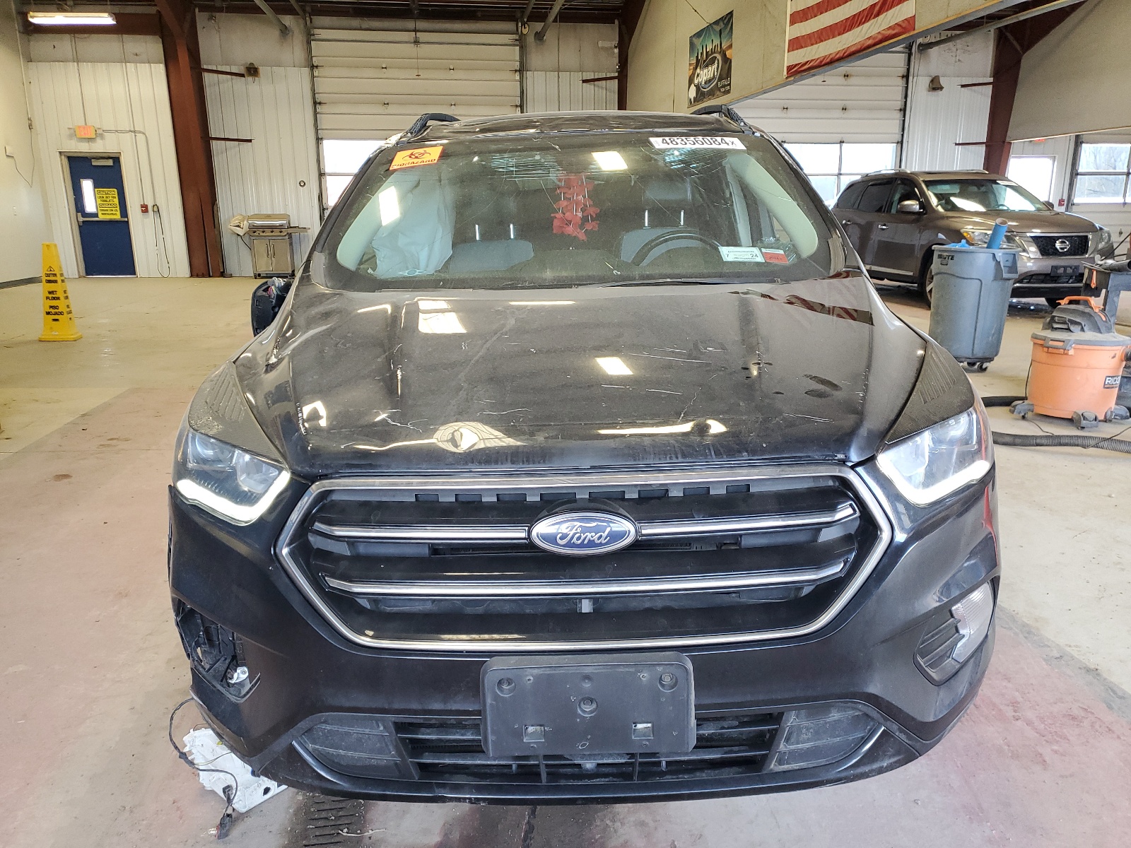 1FMCU9J92HUD23968 2017 Ford Escape Titanium