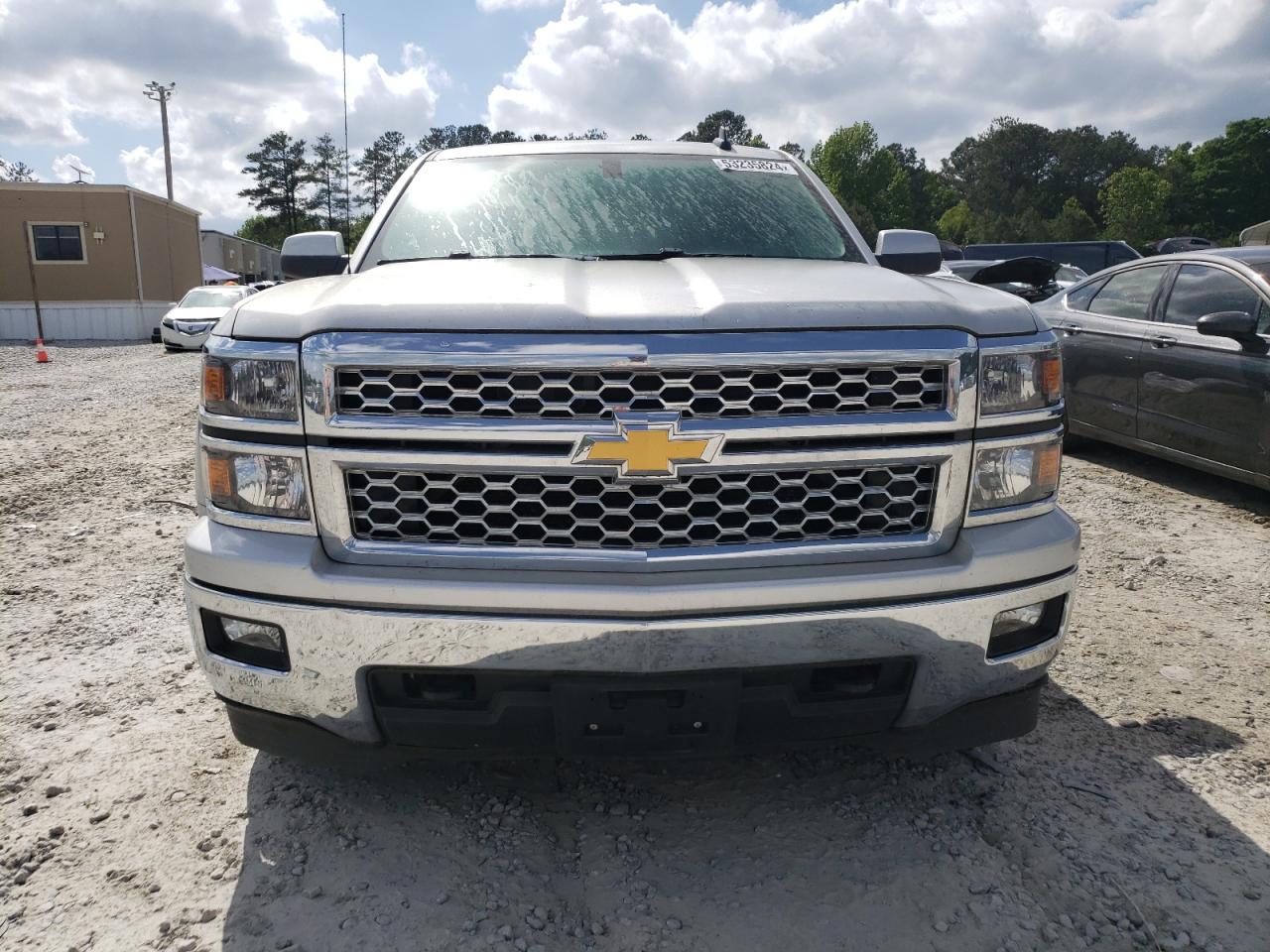 2015 Chevrolet Silverado - Image 5