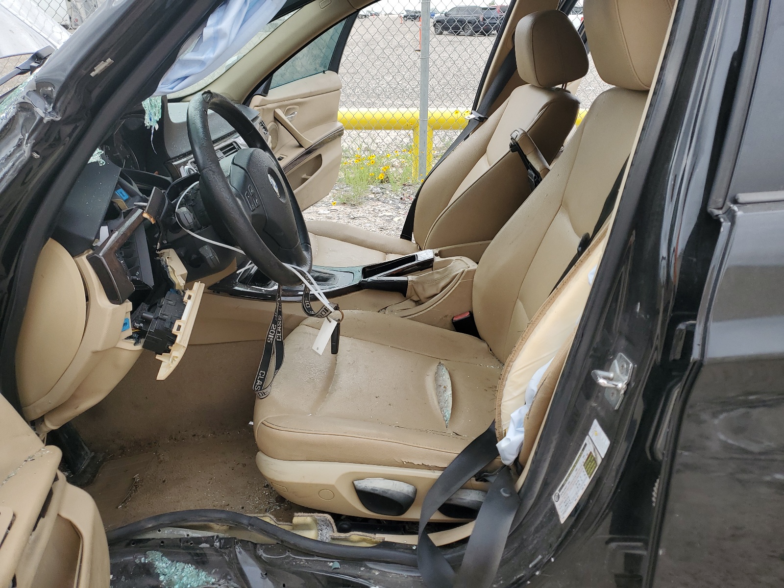 WBAVA33528KX89096 2008 BMW 328 I