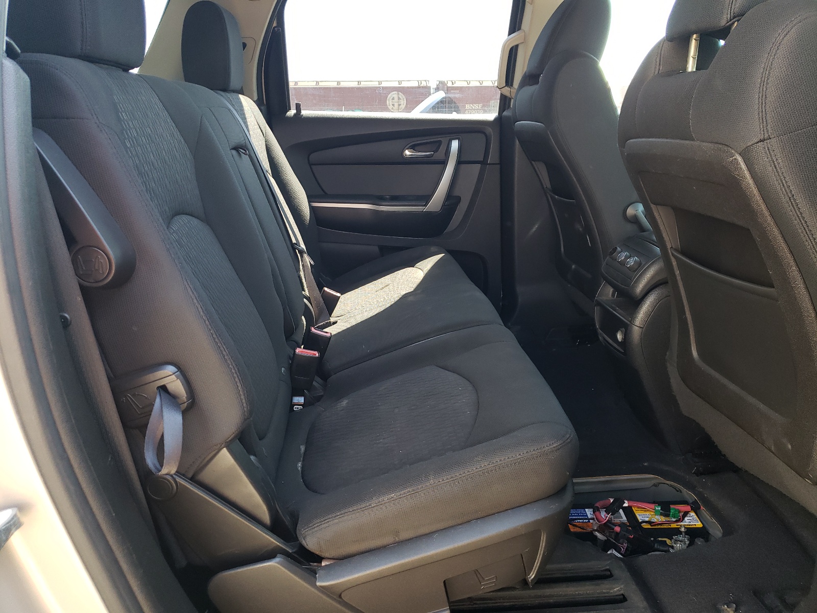 1GKKRNED9BJ165117 2011 GMC Acadia Sle