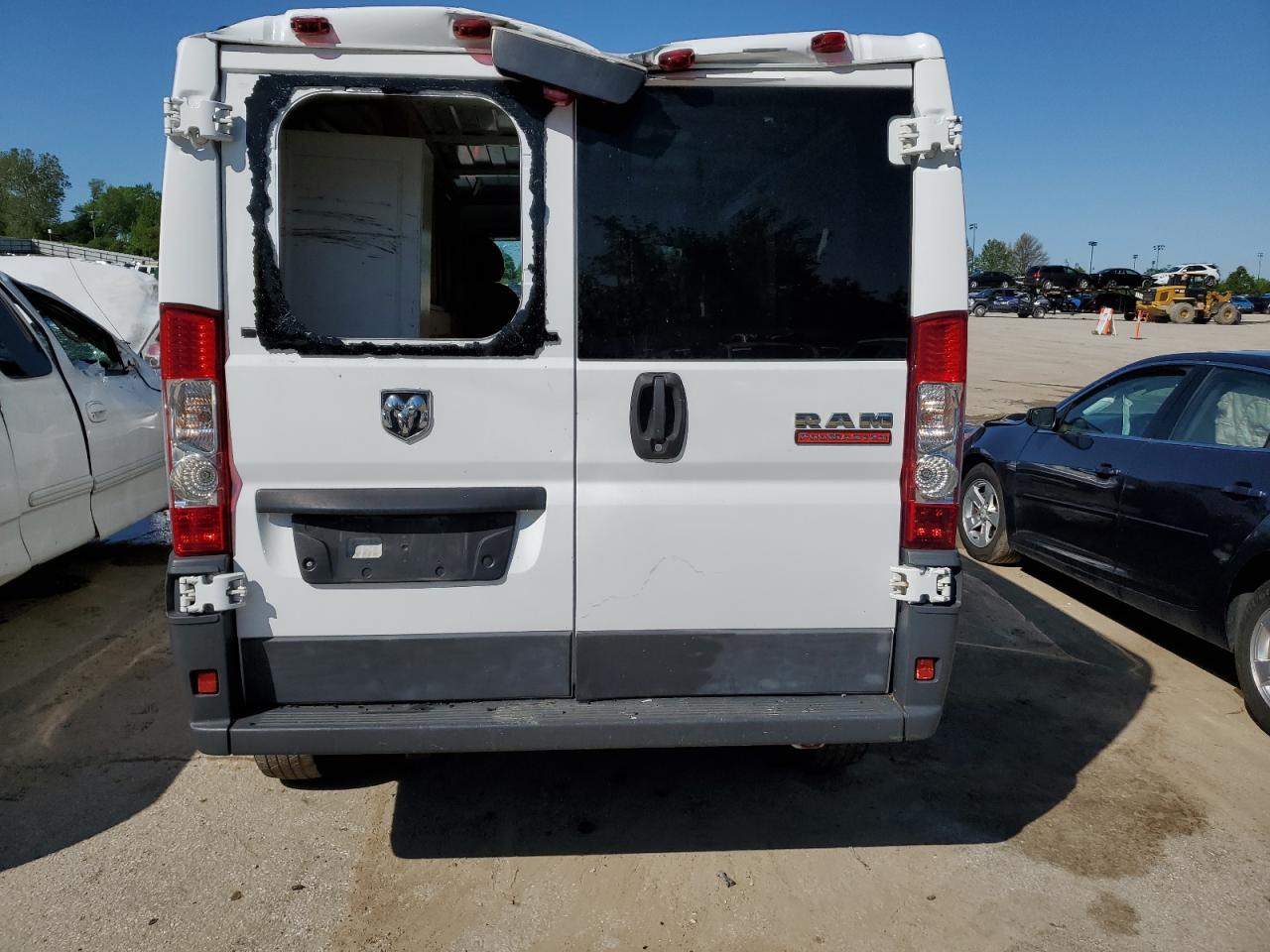 3C6TRVAGXJE105060 2018 Ram Promaster 1500 1500 Standard