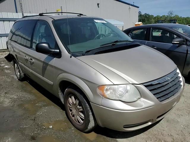 2007 Chrysler Town & Country Touring VIN: 2A4GP54L27R167028 Lot: 51135894