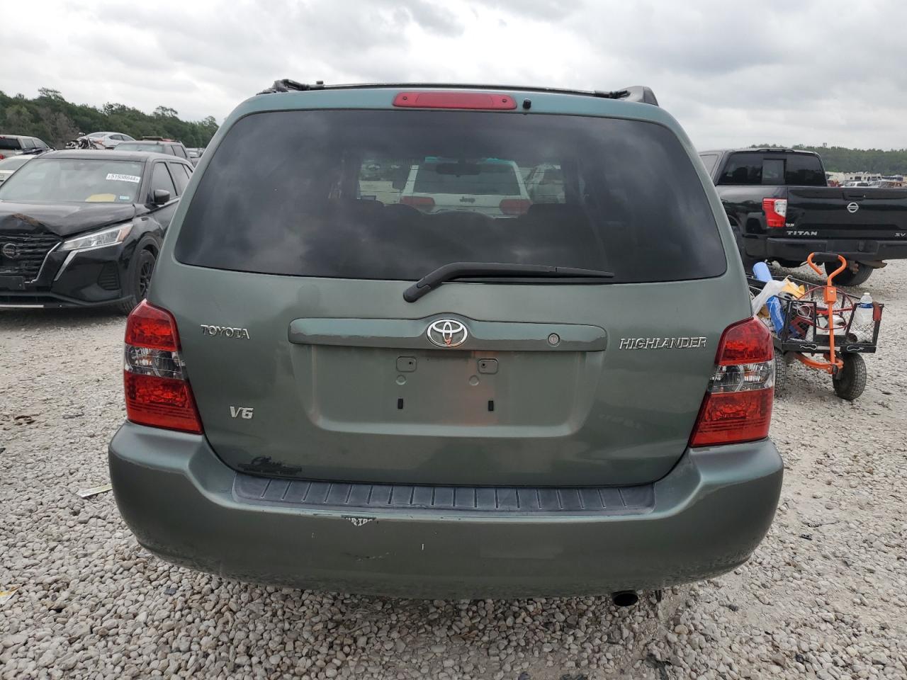 2005 Toyota Highlander Limited VIN: JTEGP21A750076718 Lot: 51609654