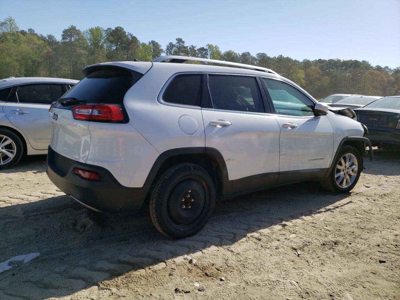 2016 Jeep Grand Cherokee - Image 3