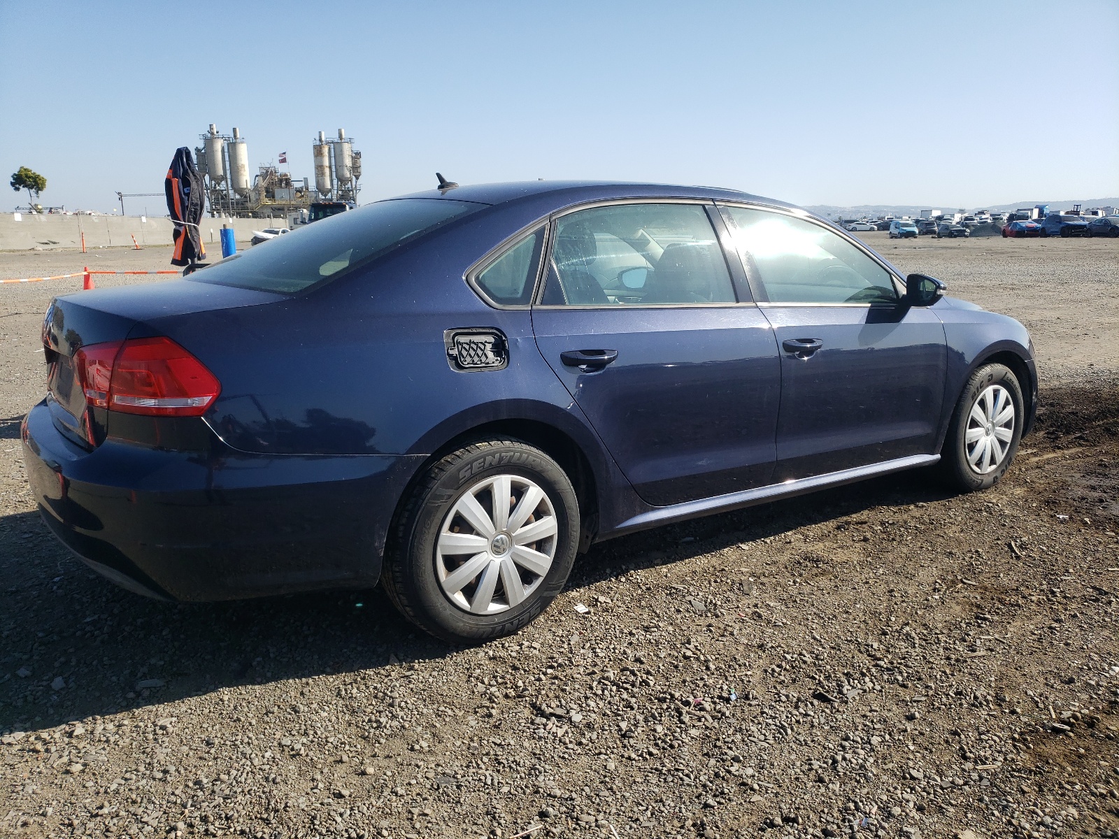 2012 Volkswagen Passat S vin: 1VWAP7A37CC017945