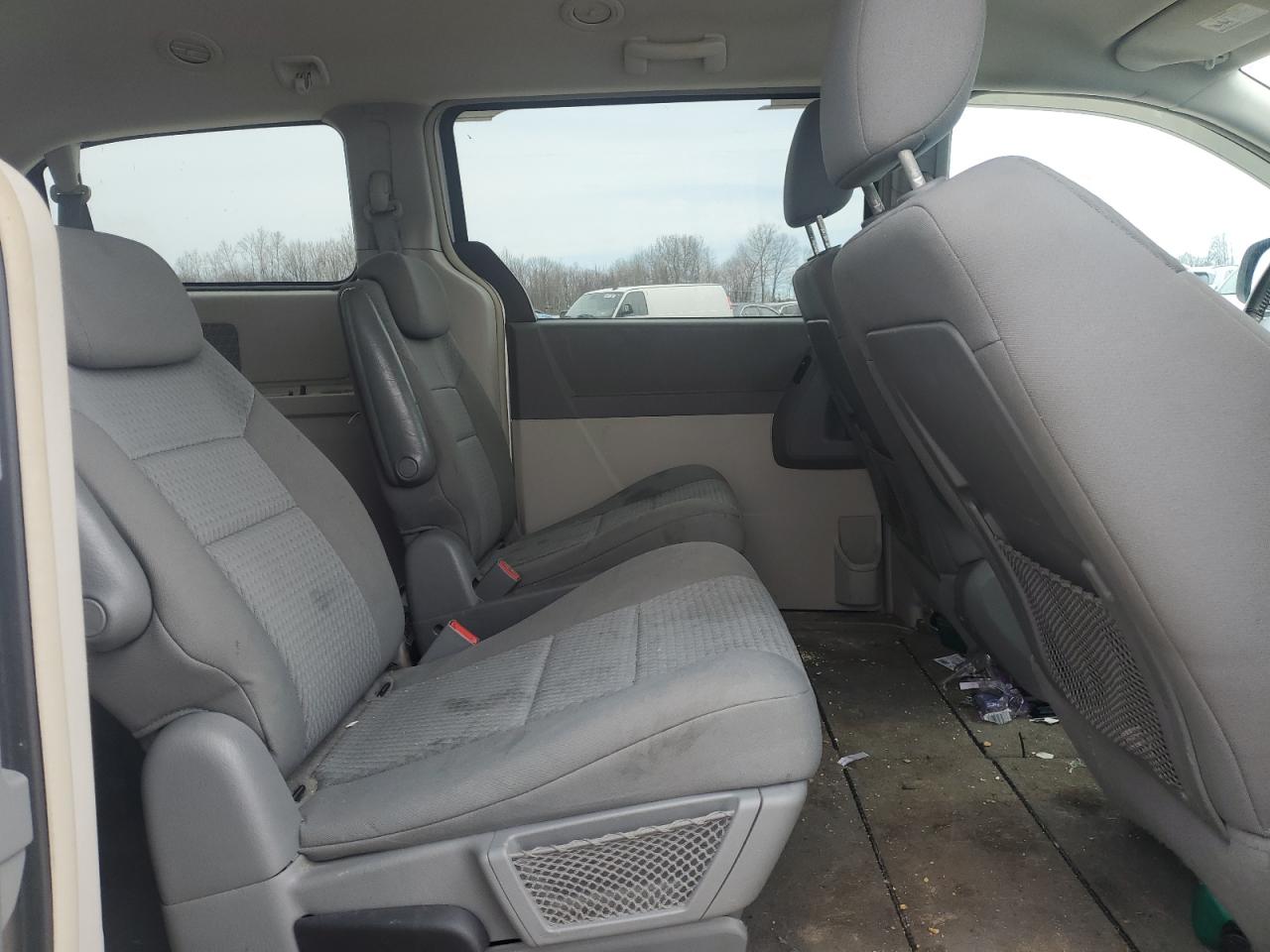 2010 Chrysler Town & Country Touring VIN: 2A4RR5D12AR192956 Lot: 50698564