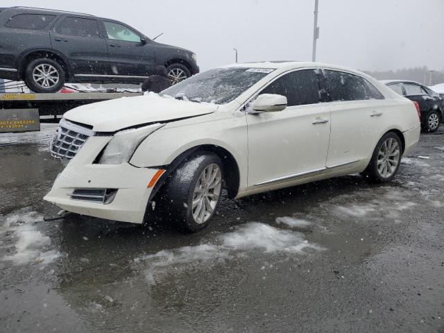 Седани CADILLAC XTS 2015 Білий